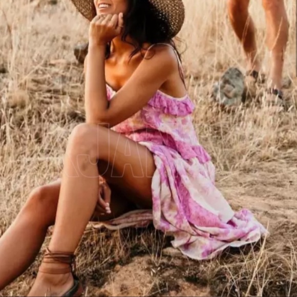 NEW! Bohemian Floral Pink Ruffle Swim Cover Up - Picture 1 of 8